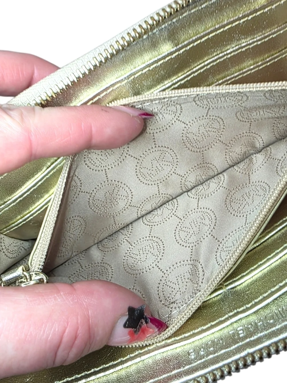 Michael Kors Metallic Snake-Print Wallet - Gold - Picture 3 of 11